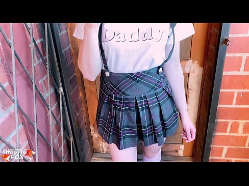 ❤️ Nxënëse thith karin e saj thellë dhe qihet në vend të klasave. ❤️ Video qij tek ne sq.sexindrag.ru