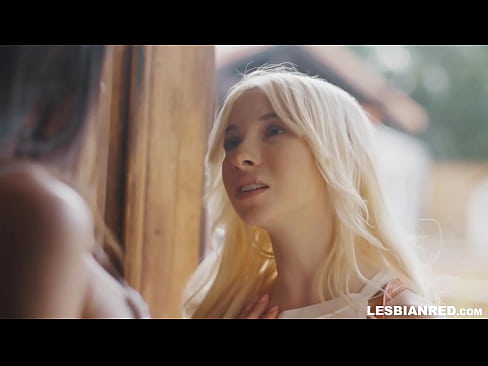 ❤️ Vajza vjen në shtëpi disa muaj më vonë dhe përfundon duke ngrënë pidhin e njerkës së saj ❤️ Video qij tek ne sq.sexindrag.ru